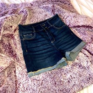 High-waist Fashion Nova shorts